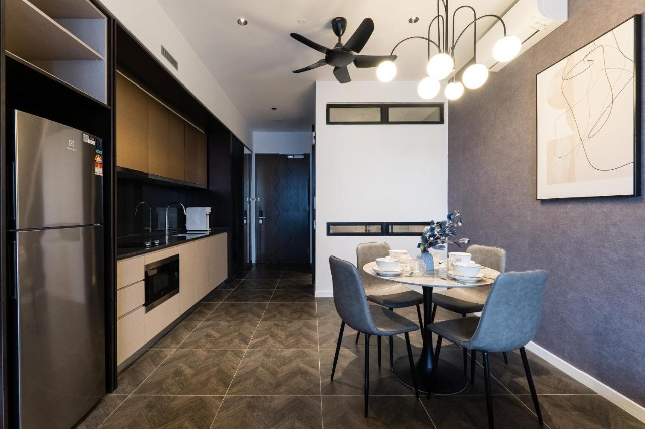 Scarletz Klcc Studio Suites 4 Pax Luxury Modern Style Wifi 100Mbps Kuala Lumpur Bagian luar foto