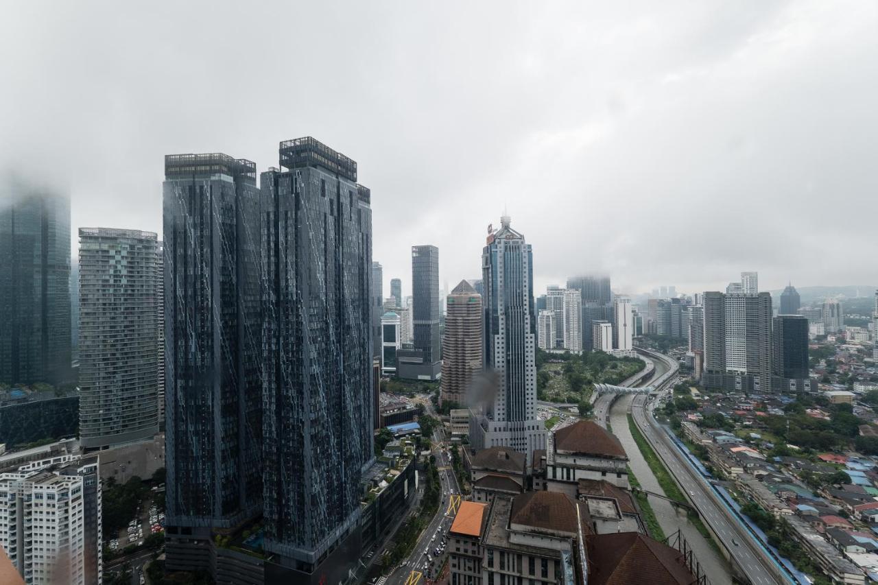 Scarletz Klcc Studio Suites 4 Pax Luxury Modern Style Wifi 100Mbps Kuala Lumpur Bagian luar foto